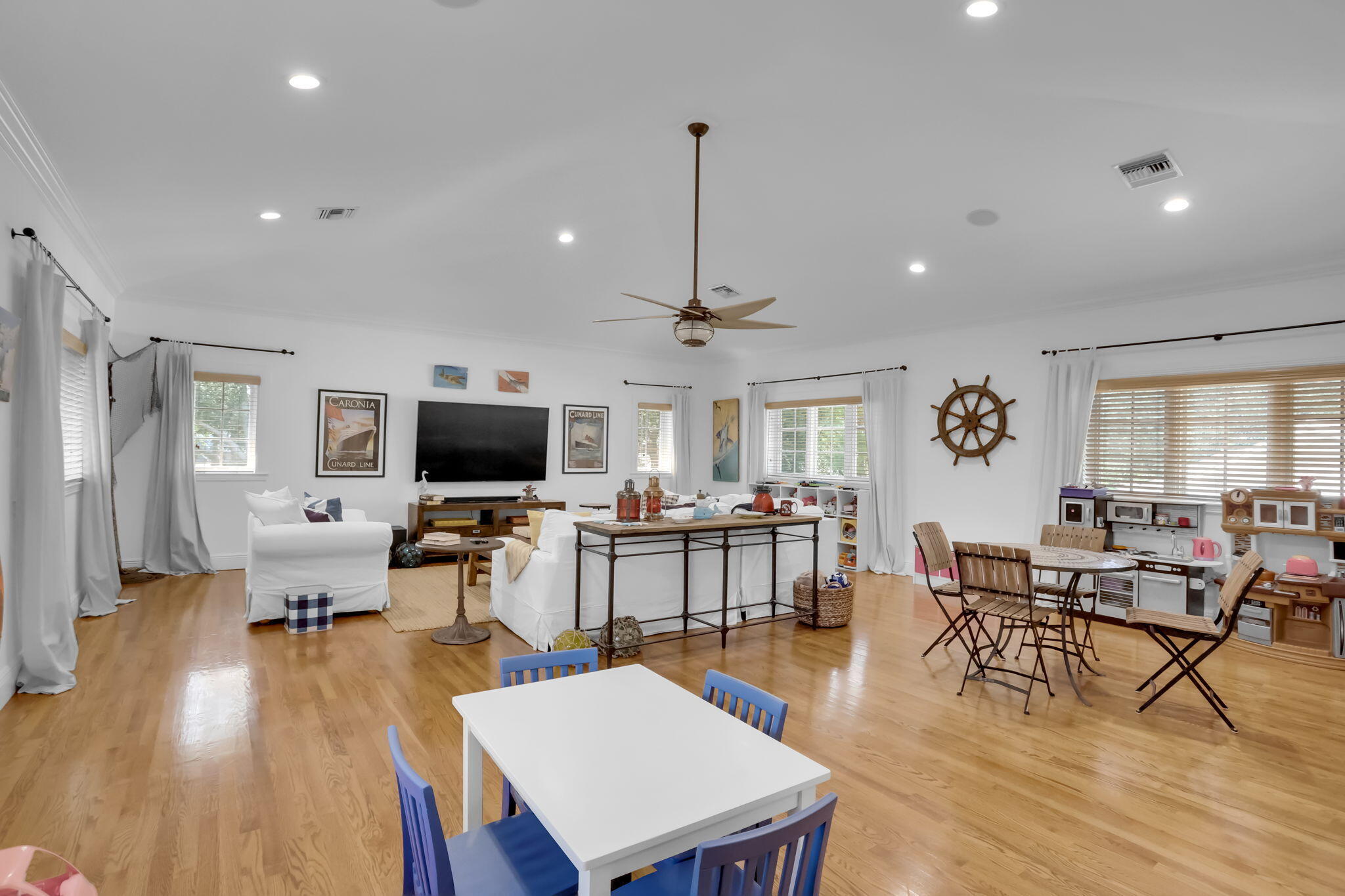 BOCA RATON BATH & TENNIS CLUB - Residential