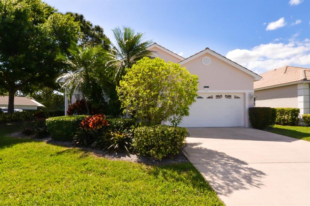 Photo of 222 NW Zanzibar Place, Port Saint Lucie, FL 34986 (MLS # R10699110)