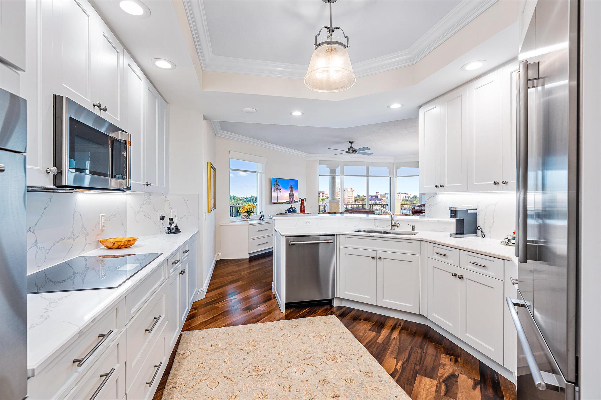 JUPITER YACHT CLUB - Residential