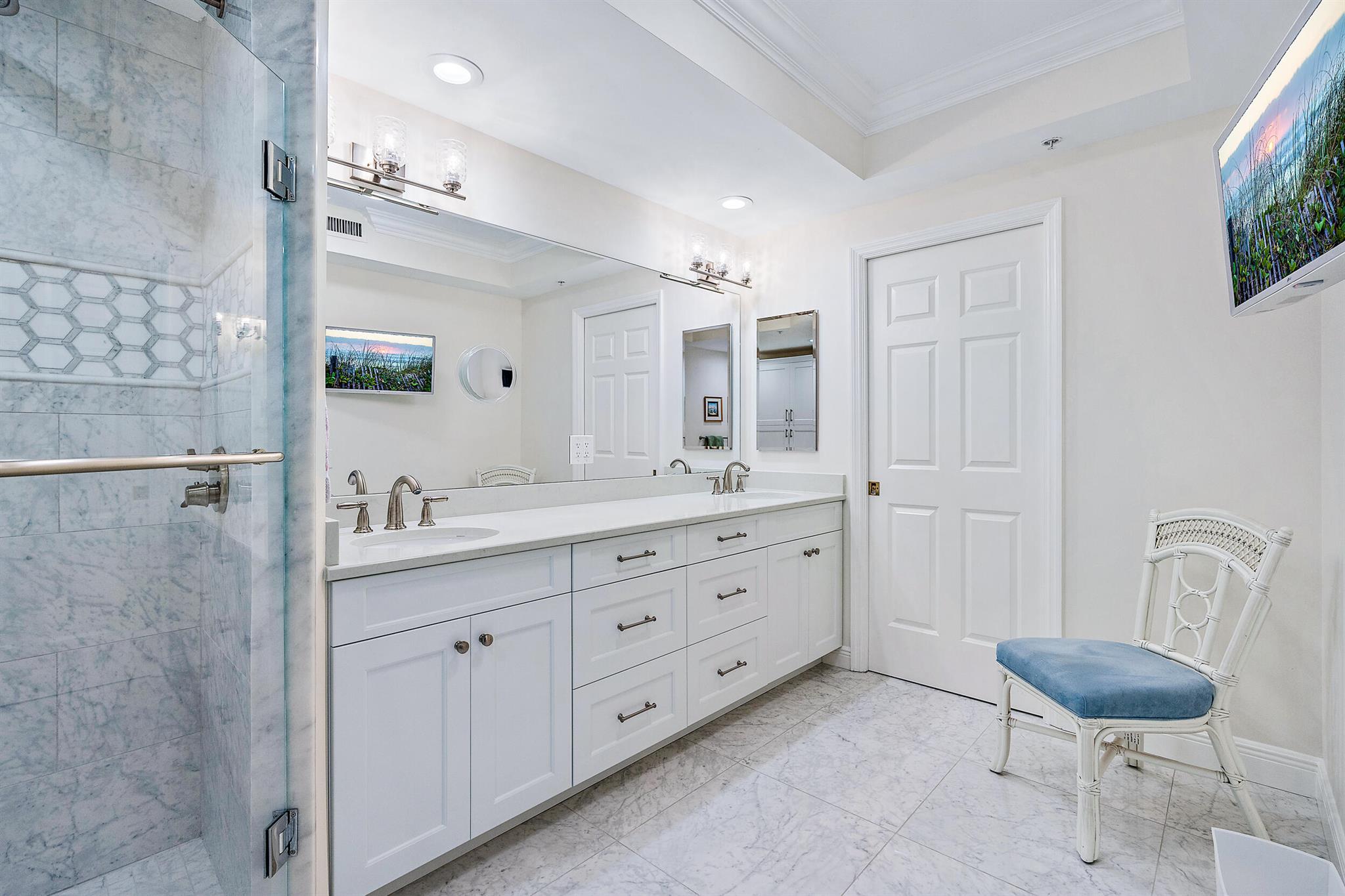 JUPITER YACHT CLUB - Residential