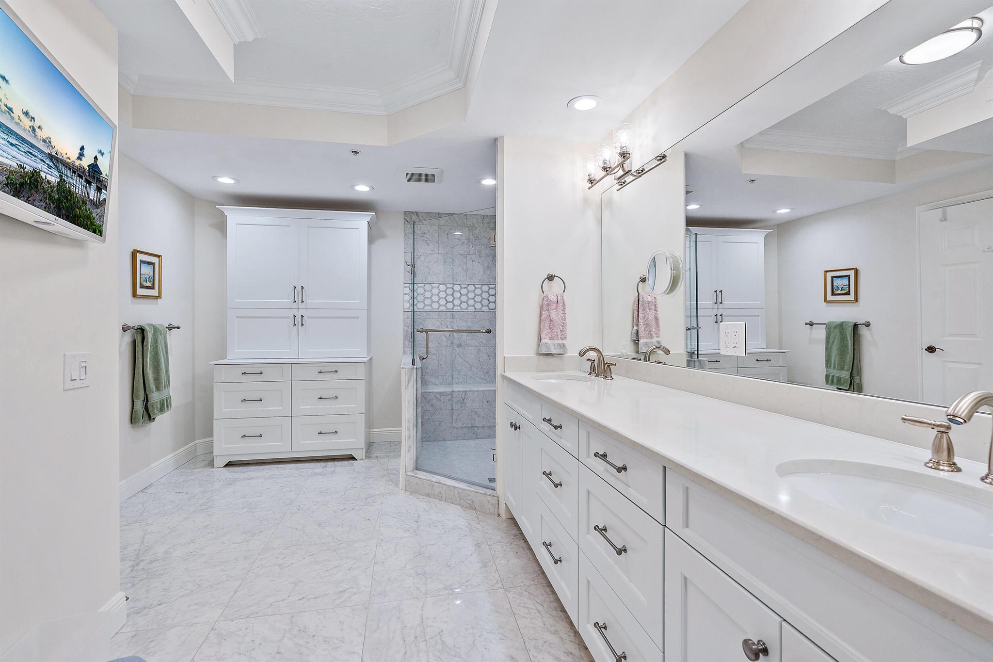 JUPITER YACHT CLUB - Residential