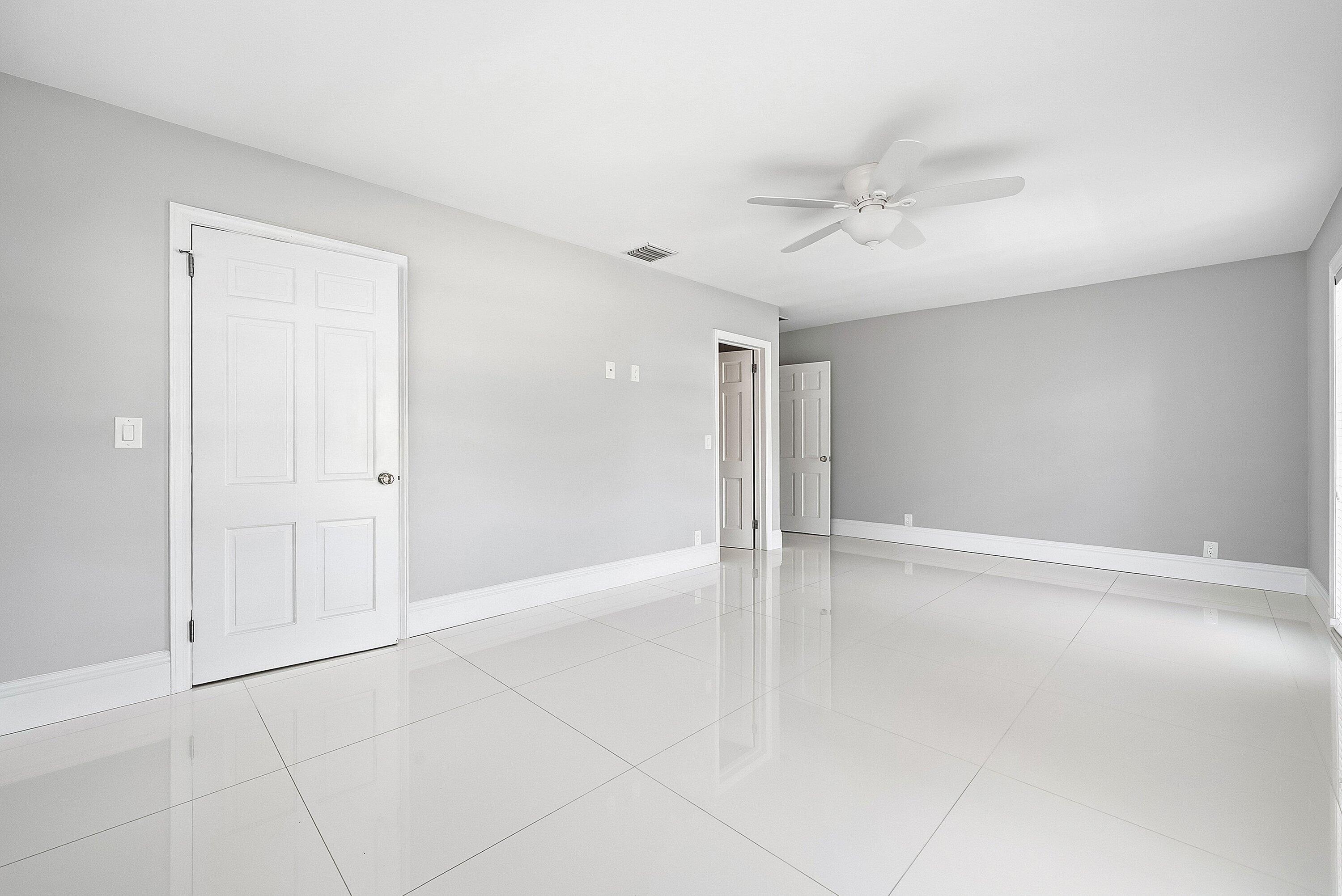 ATLANTIS 1 CITY Of - Residential Lease