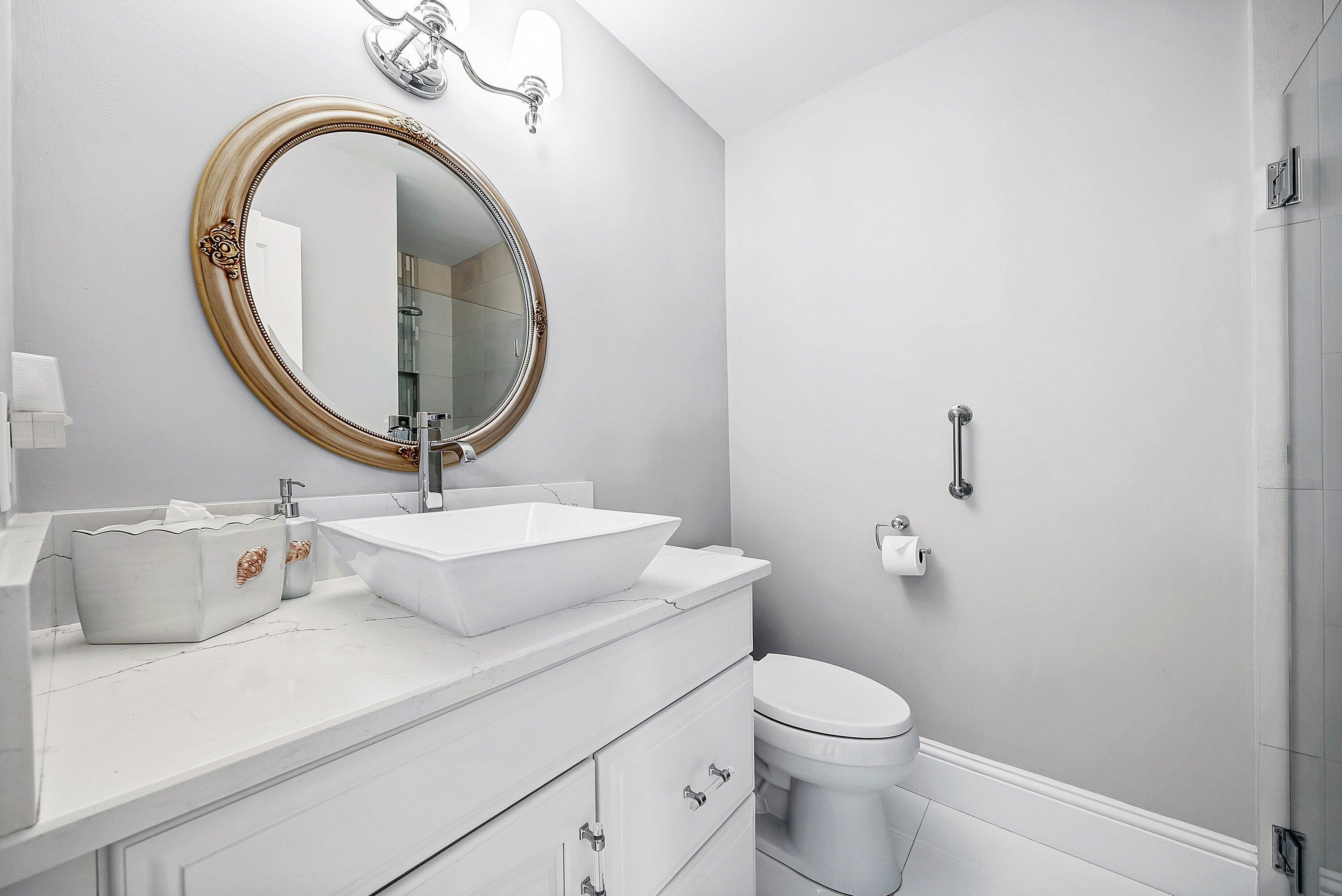 ATLANTIS 1 CITY Of - Residential Lease