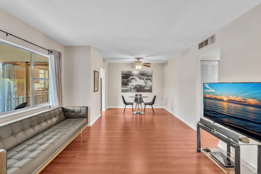 Photo of 100 Royal Palm Way #303, Boca Raton, FL 33432 (MLS # R11133185)