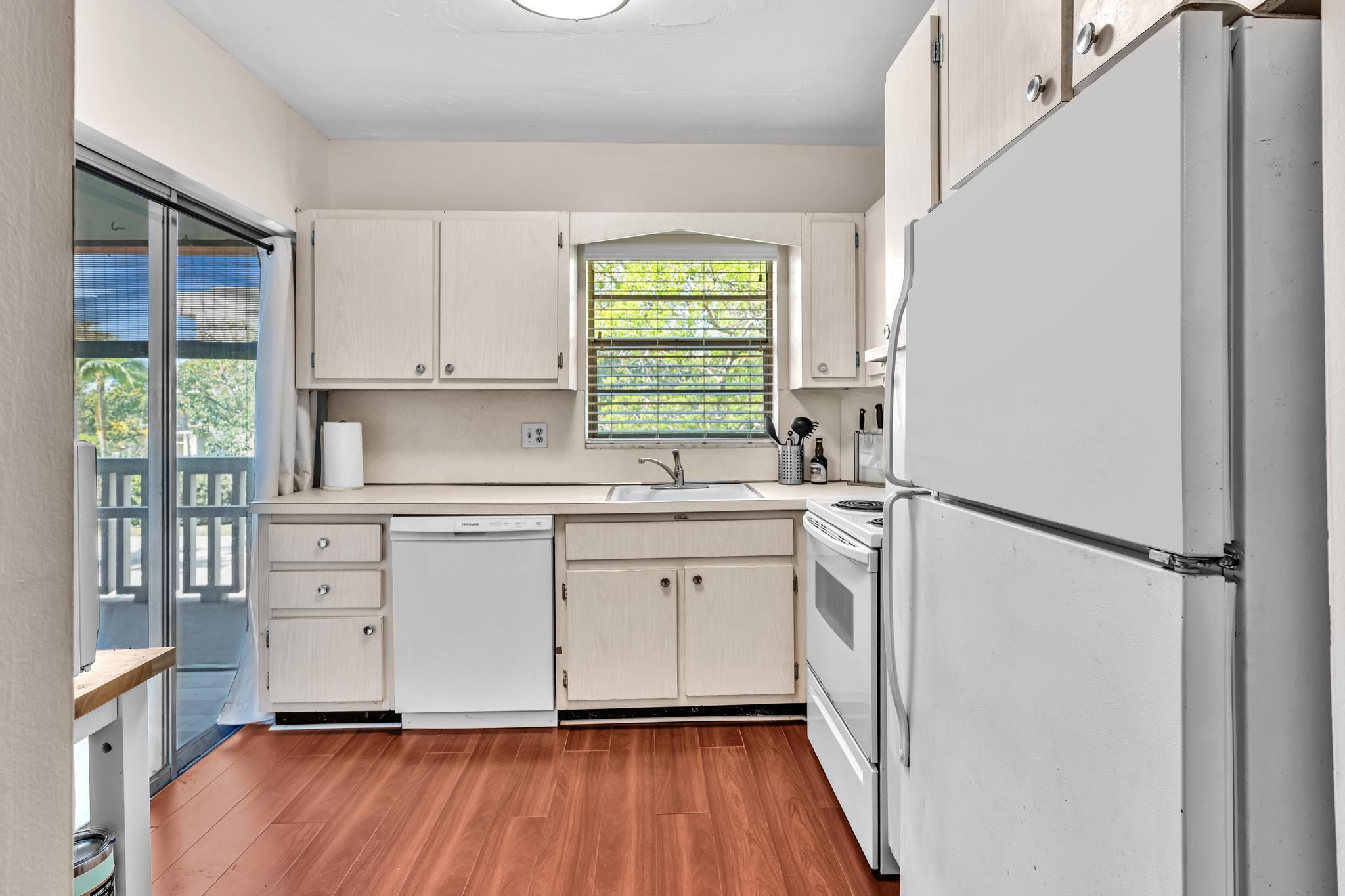 BOCA ROYAL APTS CONDO - Residential