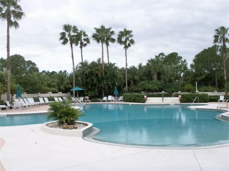 CASTLE PINES CONDOMINIUM - Residential Lease