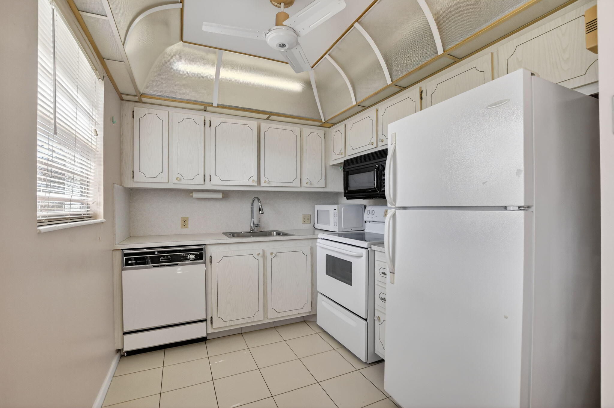 PRESTON AT CENTURY VILLAGE CONDO - Residential