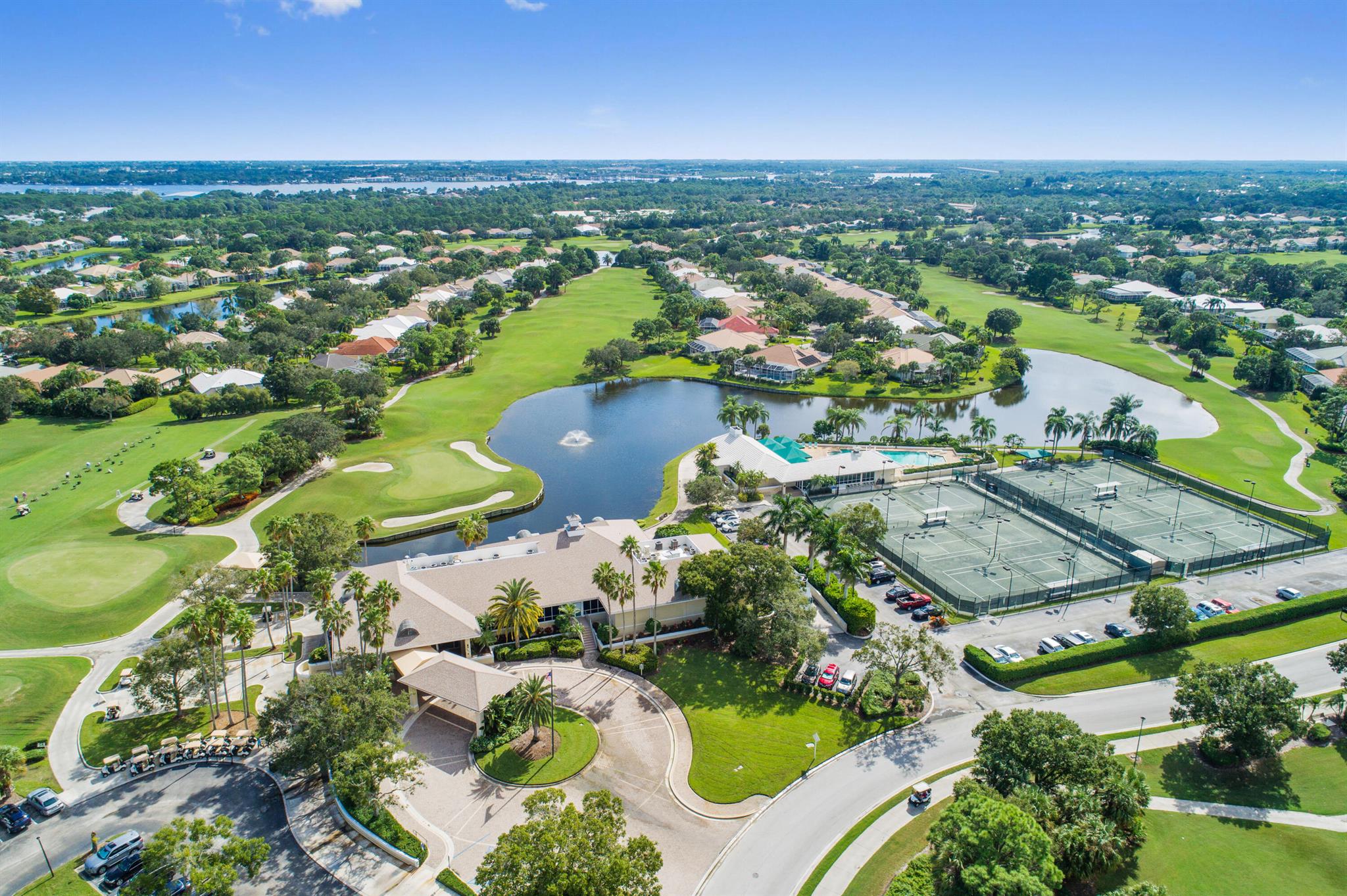 MONARCH COUNTRY CLUB/Mart - Residential
