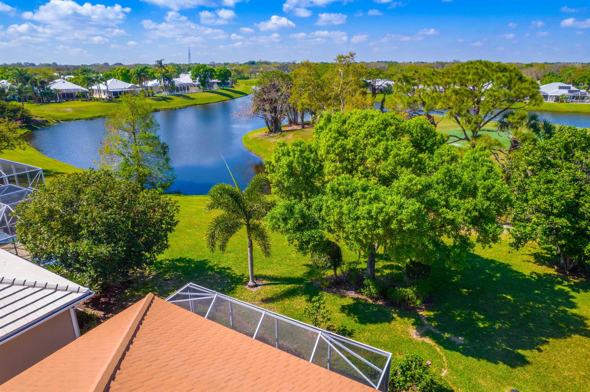 MONARCH COUNTRY CLUB/Mart - Residential