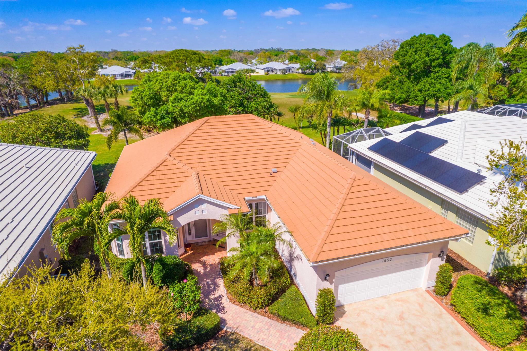 MONARCH COUNTRY CLUB/Mart - Residential