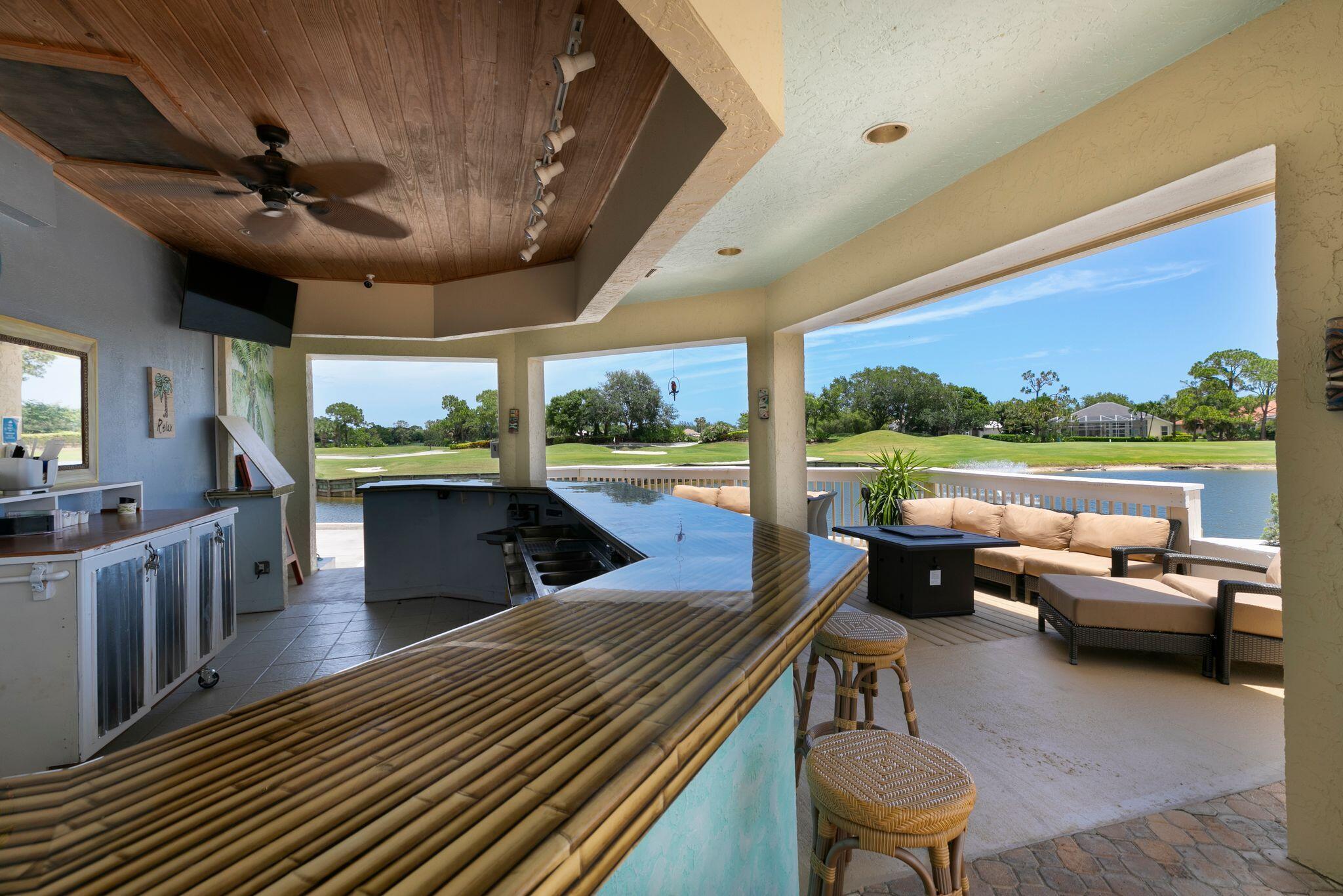 MONARCH COUNTRY CLUB/Mart - Residential