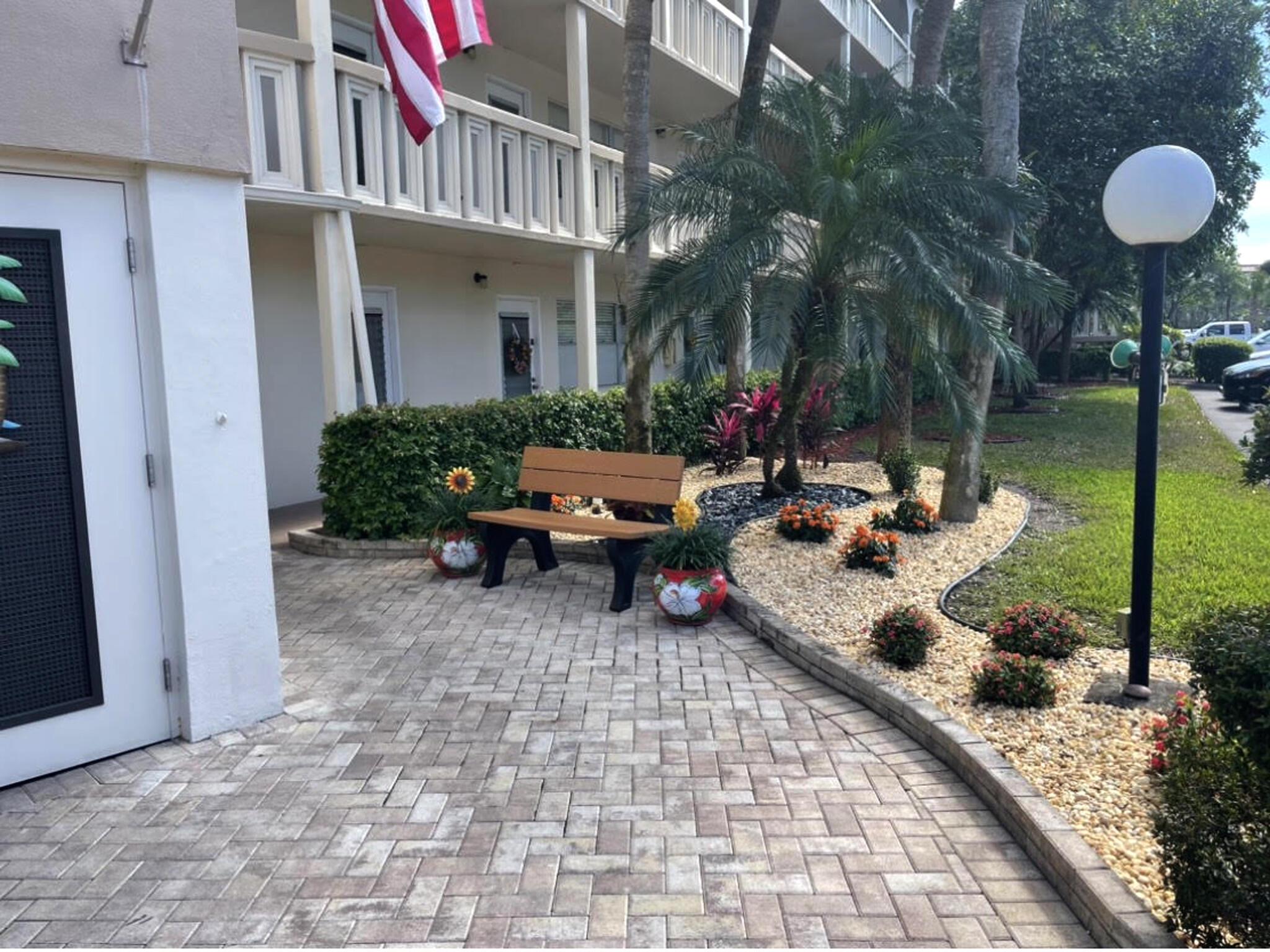 PORTOFINO VILLAGE 2-G CON - Residential
