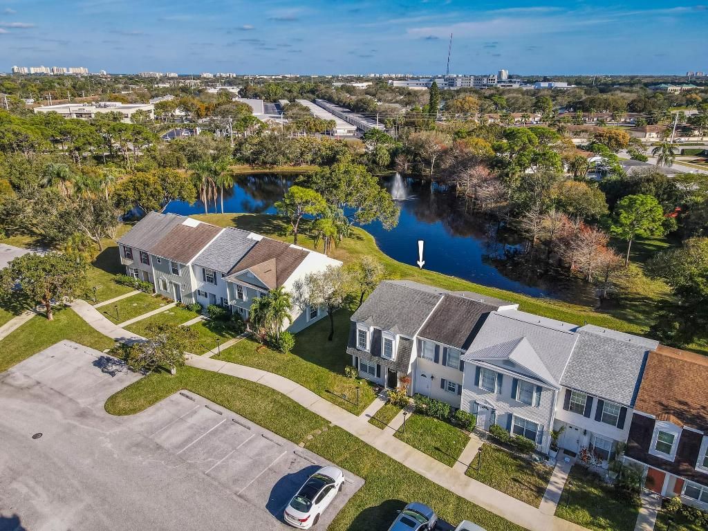 Photo of 110 Georgian Park Drive, Jupiter, FL 33458 (MLS # R11053821)