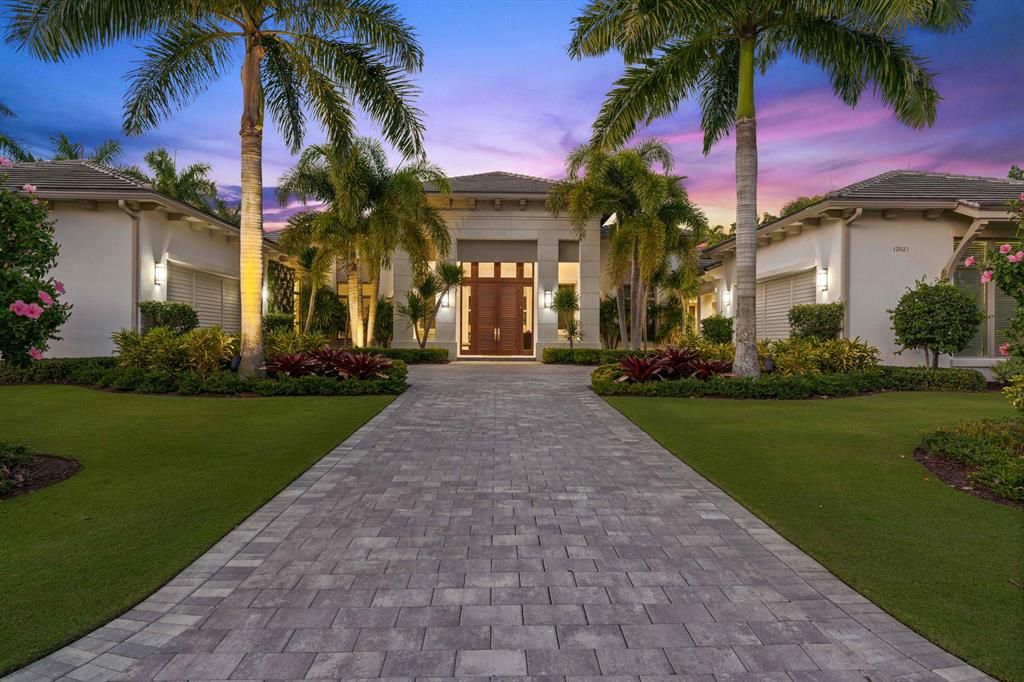 Photo of 12021 Leucandra Court Ct, Palm Beach Gardens, FL 33418 (MLS # R10687230)