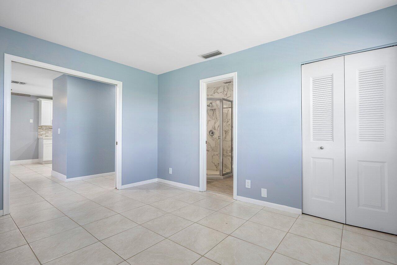 PINES OF DELRAY NORTH CON - Residential Lease