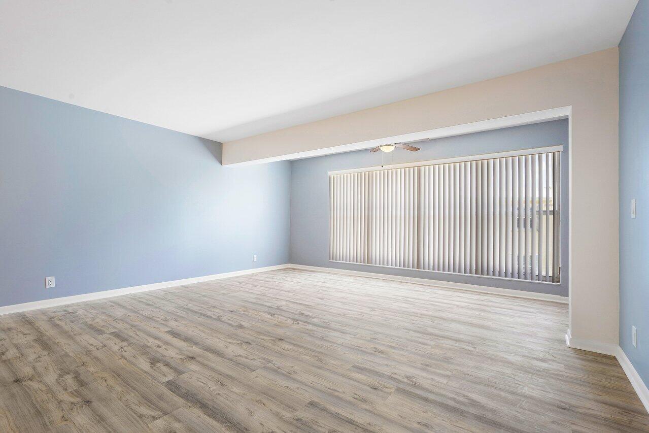 PINES OF DELRAY NORTH CON - Residential Lease