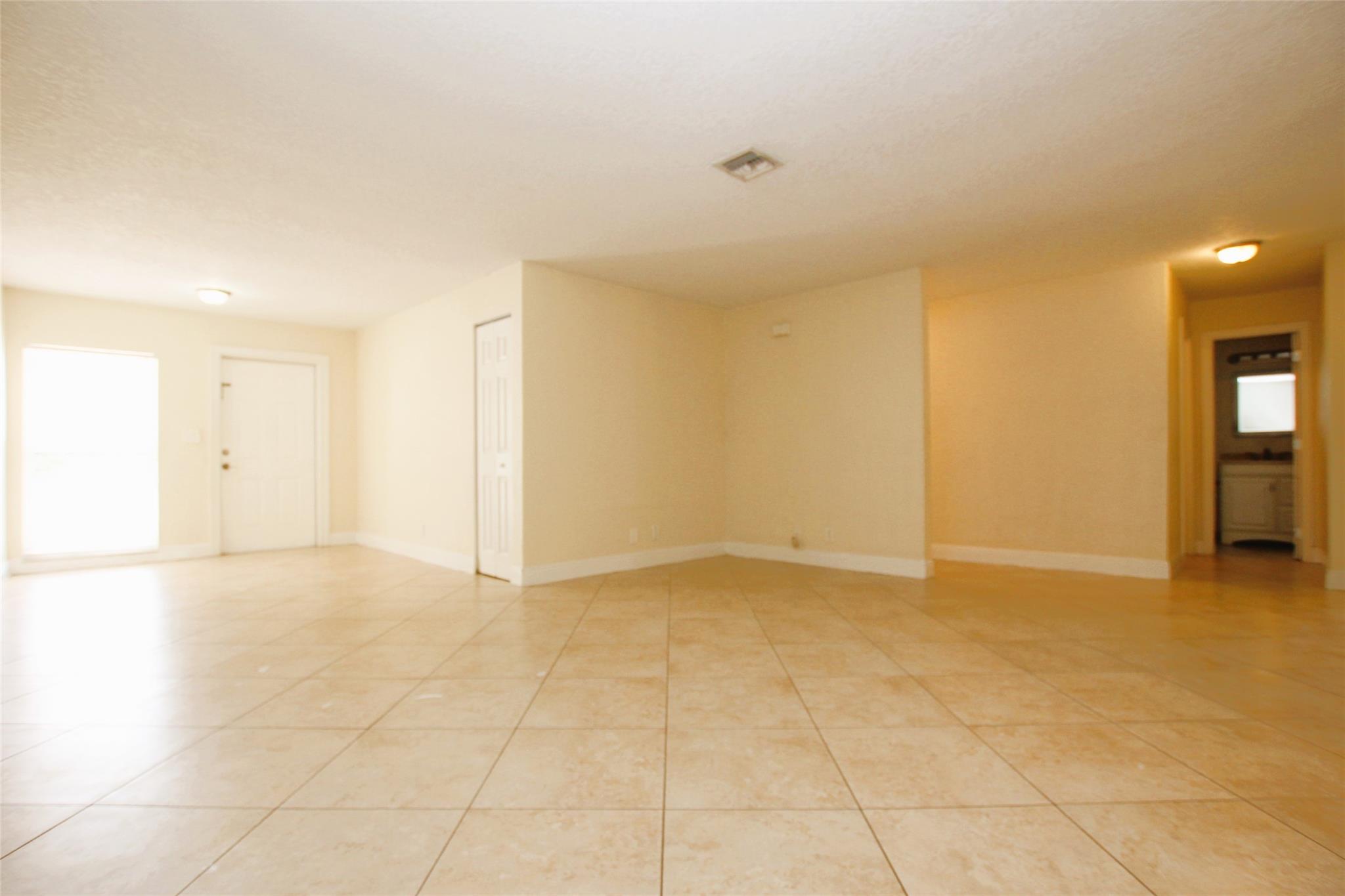 CHEVY CHASE AMD - Residential Lease