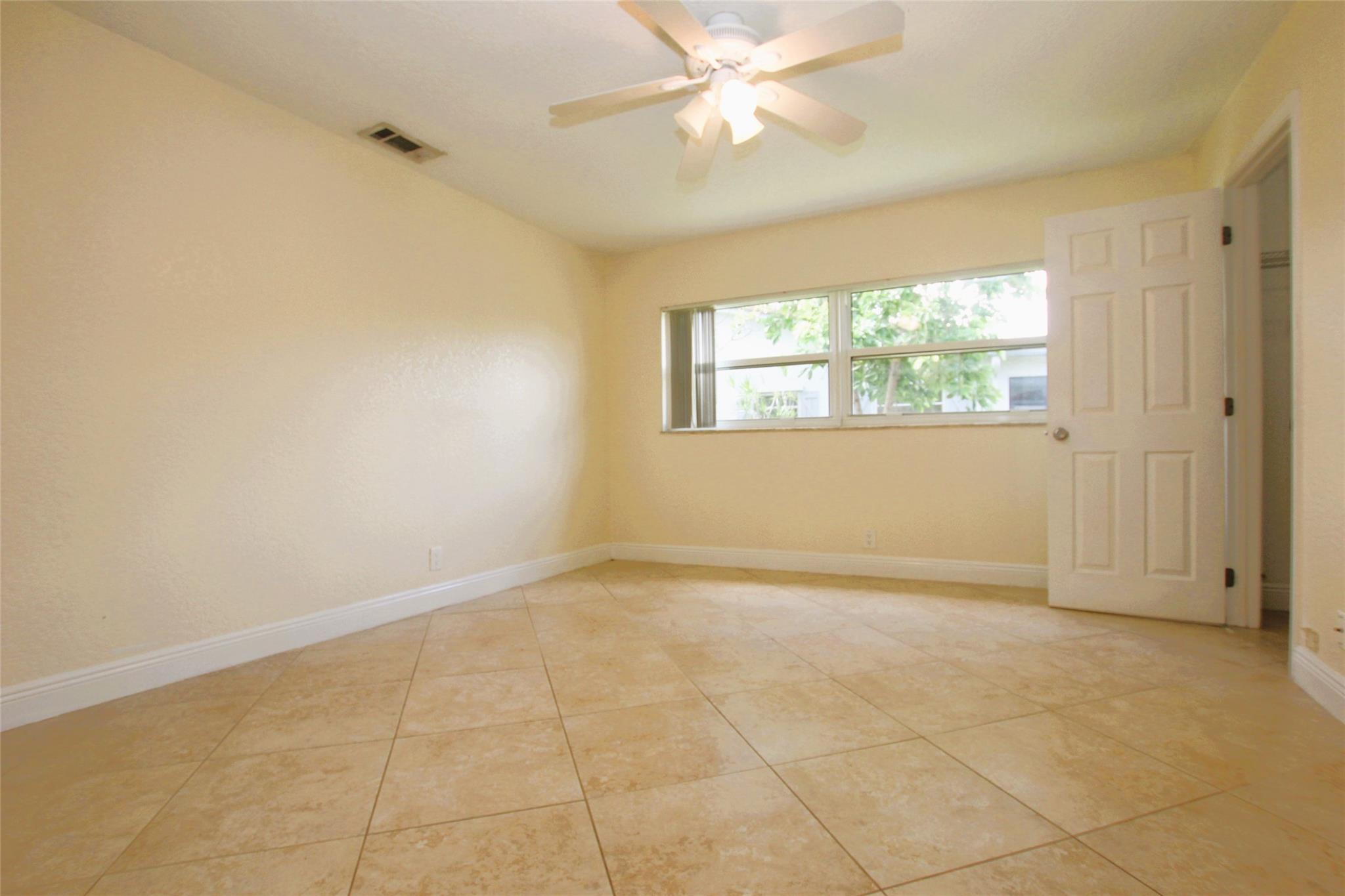 CHEVY CHASE AMD - Residential Lease