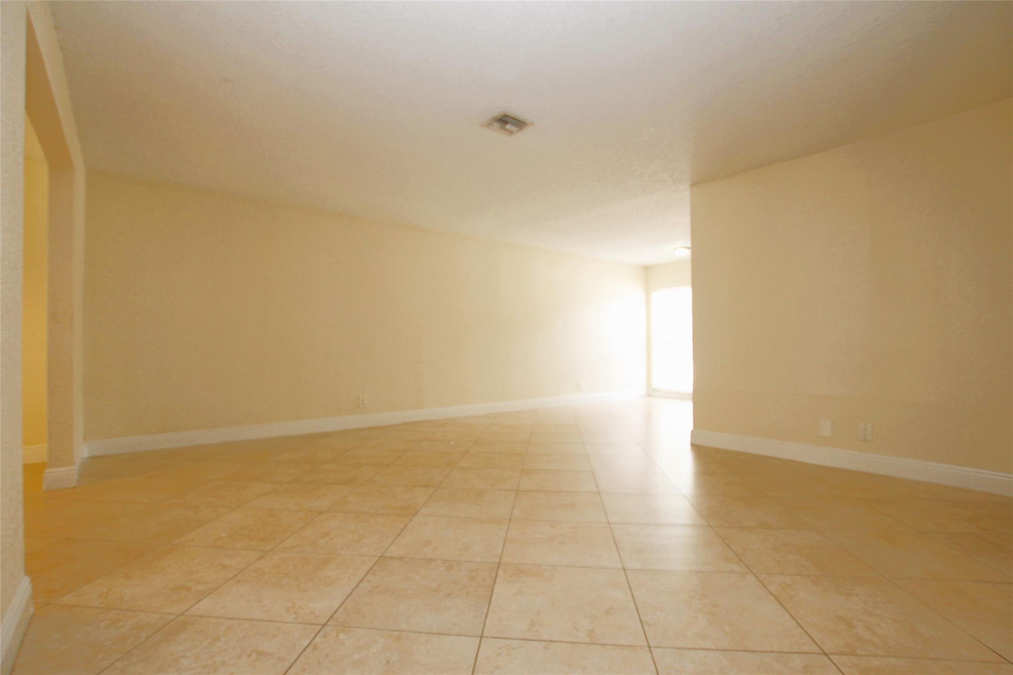 CHEVY CHASE AMD - Residential Lease