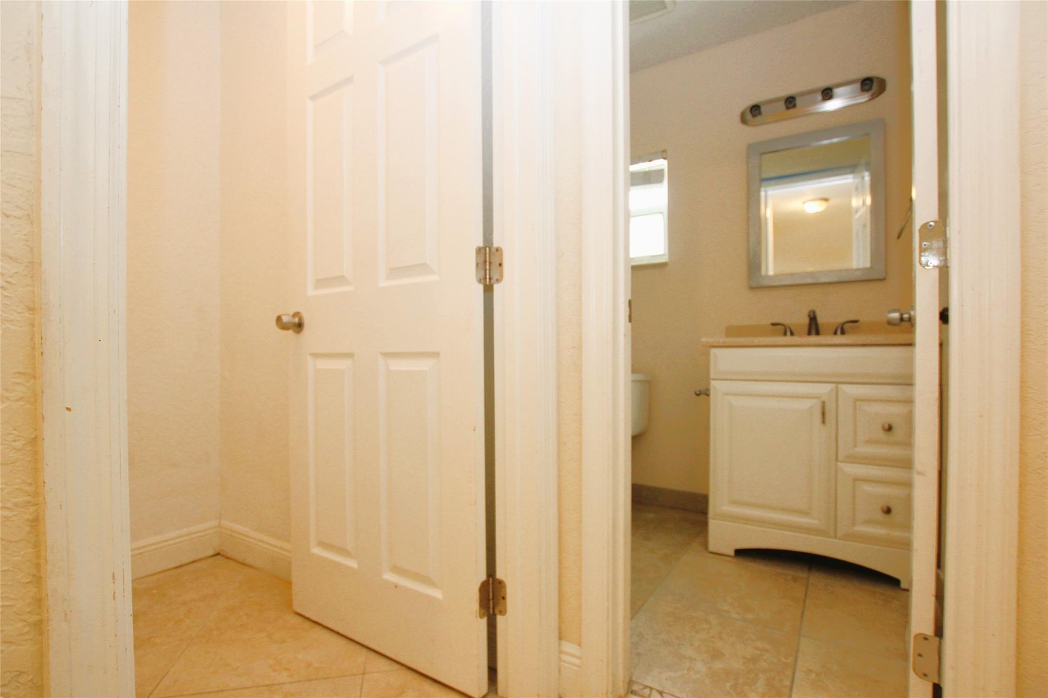 CHEVY CHASE AMD - Residential Lease