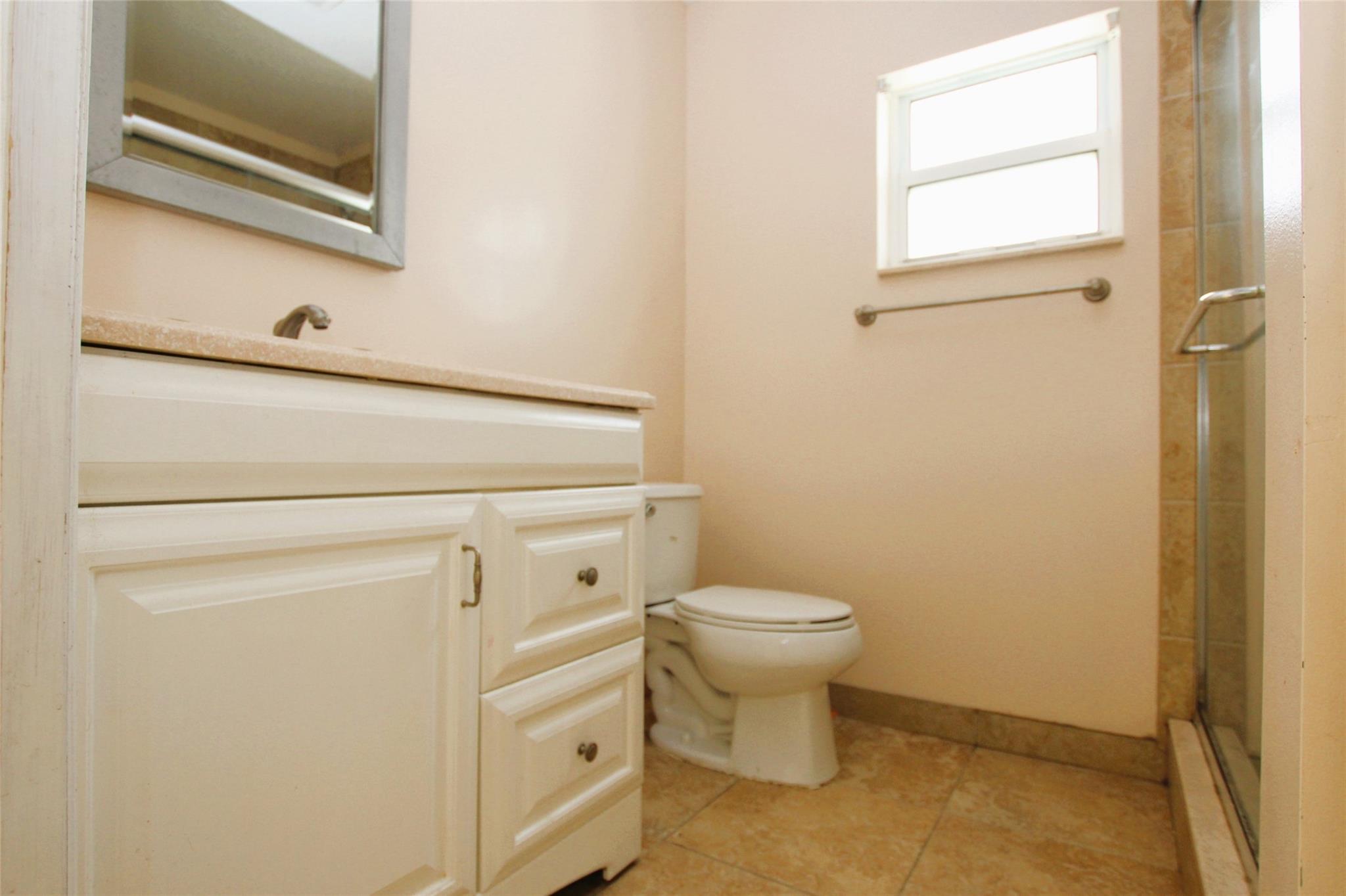 CHEVY CHASE AMD - Residential Lease