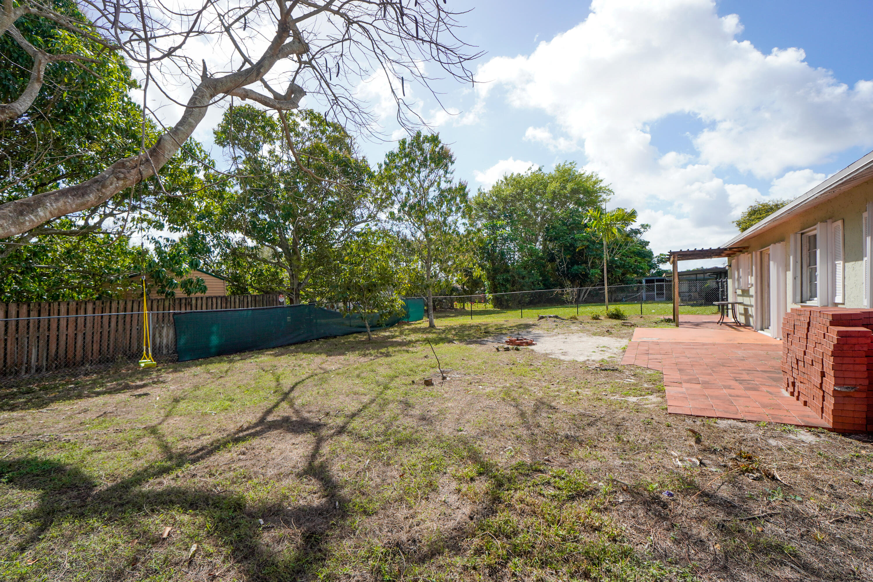 THE WILLOWS - Residential