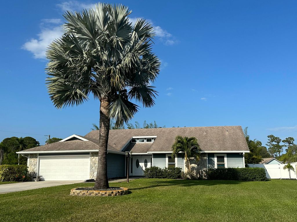 Photo of 4104 Smokey Pines Court, Fort Pierce, FL 34951 (MLS # R10867739)