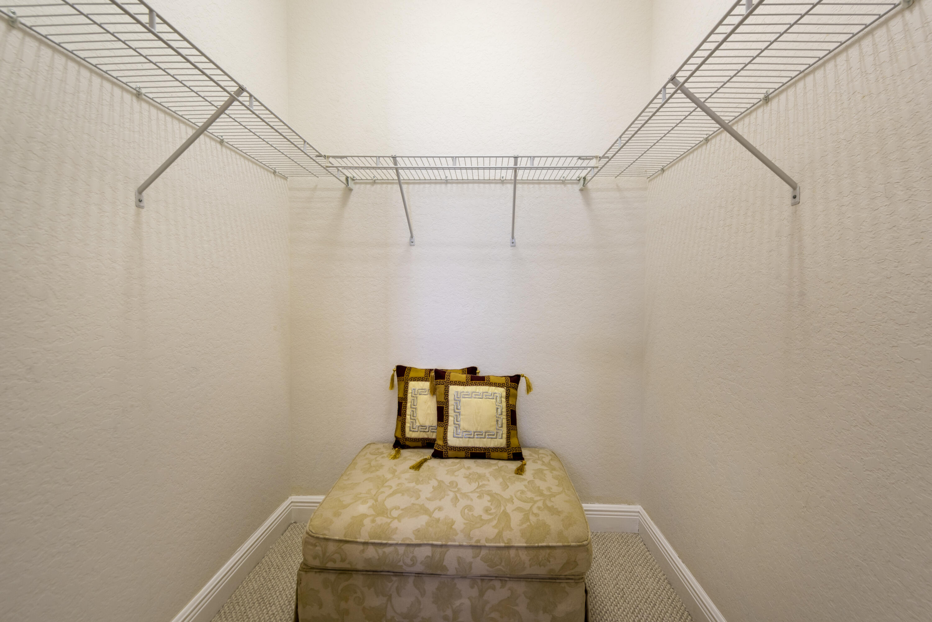 RIVERSTONE - Residential
