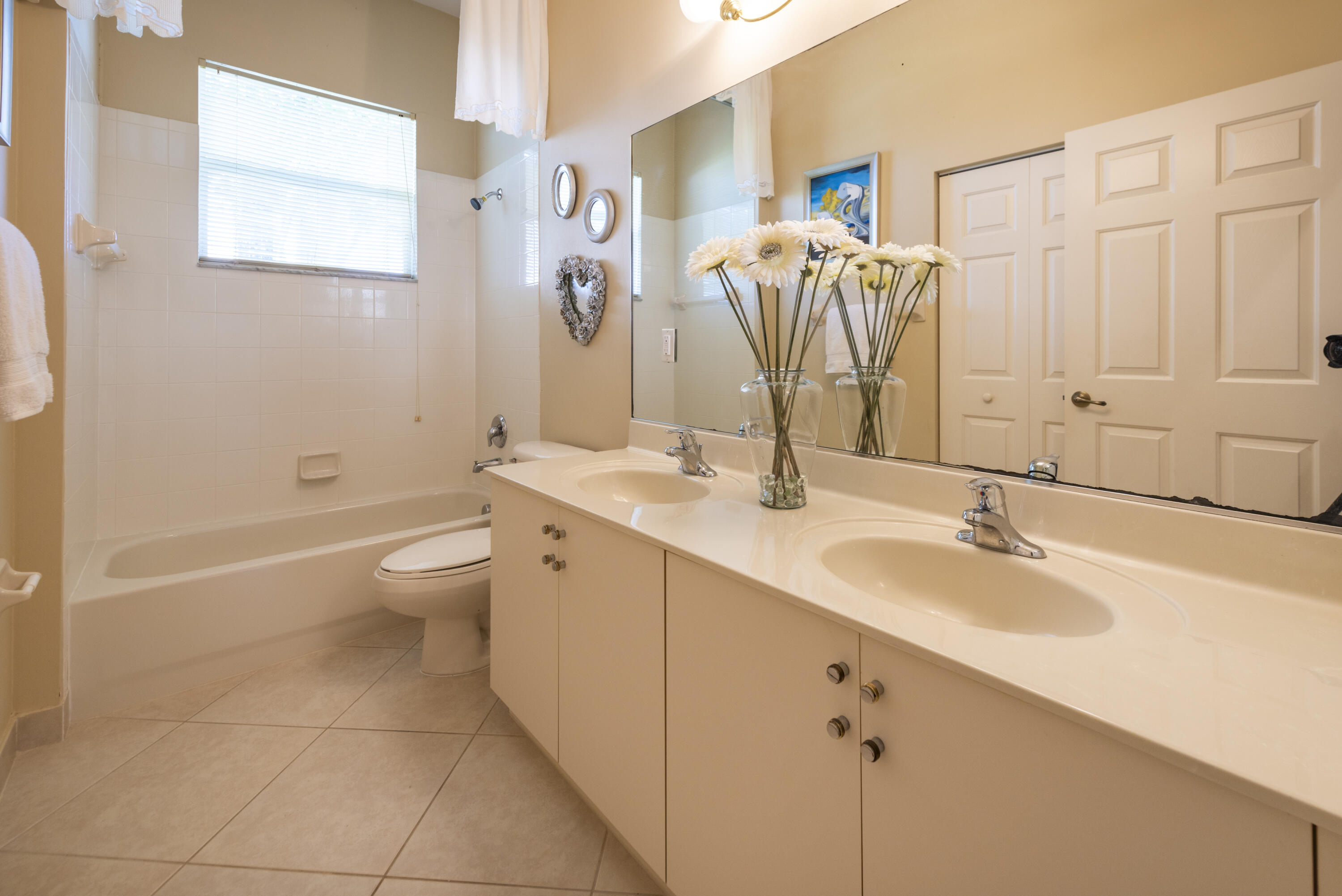 RIVERSTONE - Residential