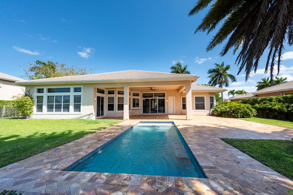 Photo of 15234 SW 40th Street, Davie, FL 33331 (MLS # B26015982)