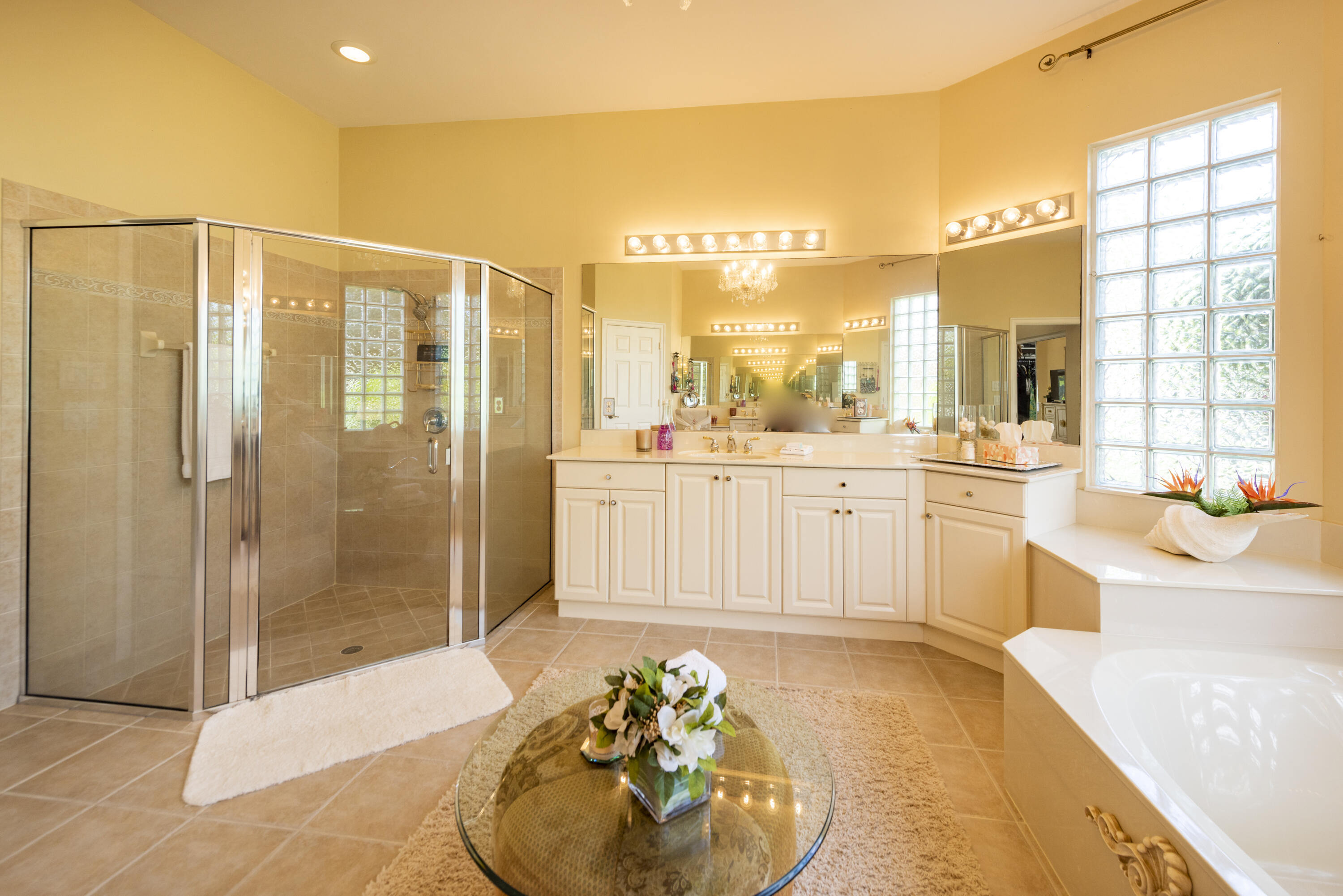 RIVERSTONE - Residential