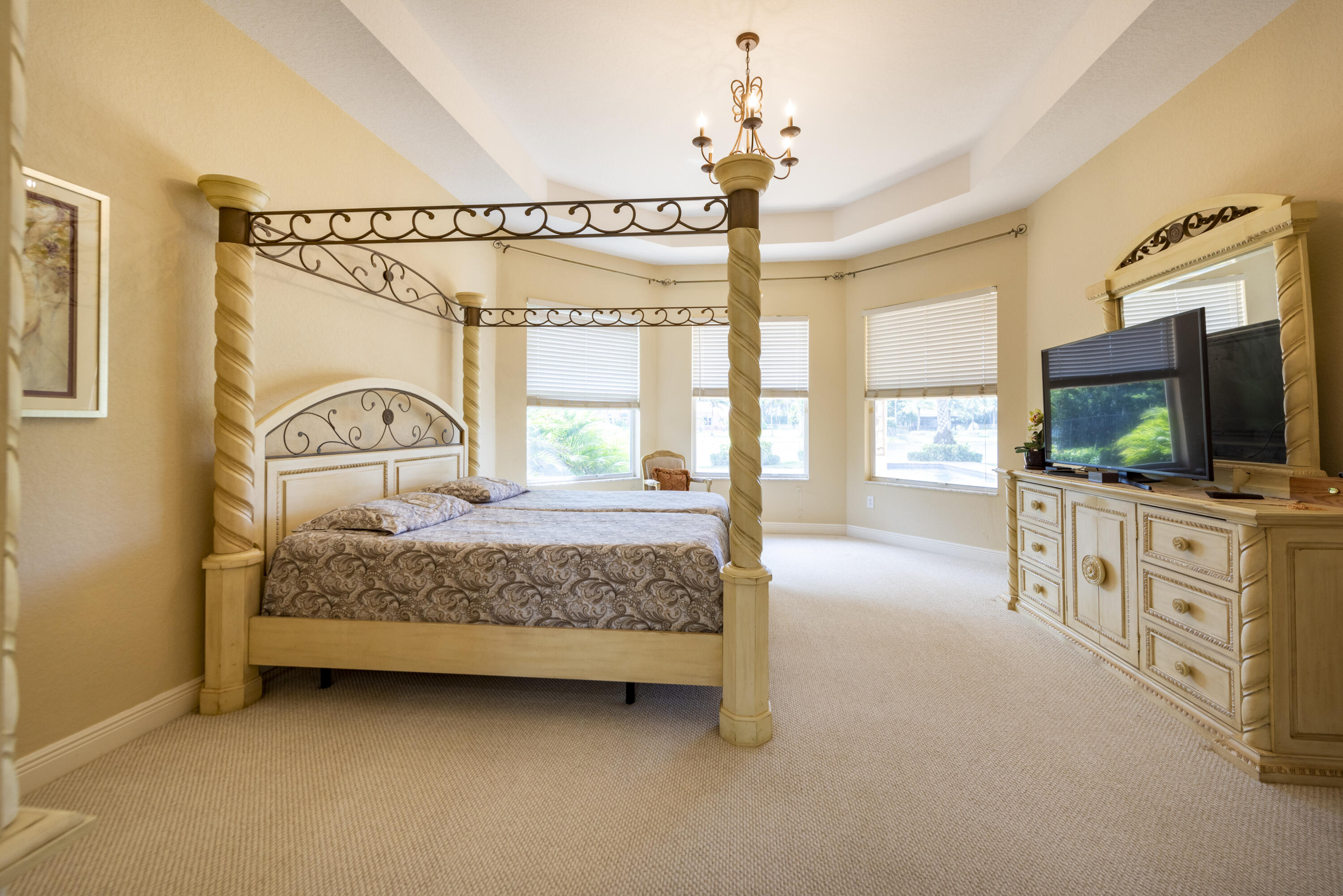 RIVERSTONE - Residential