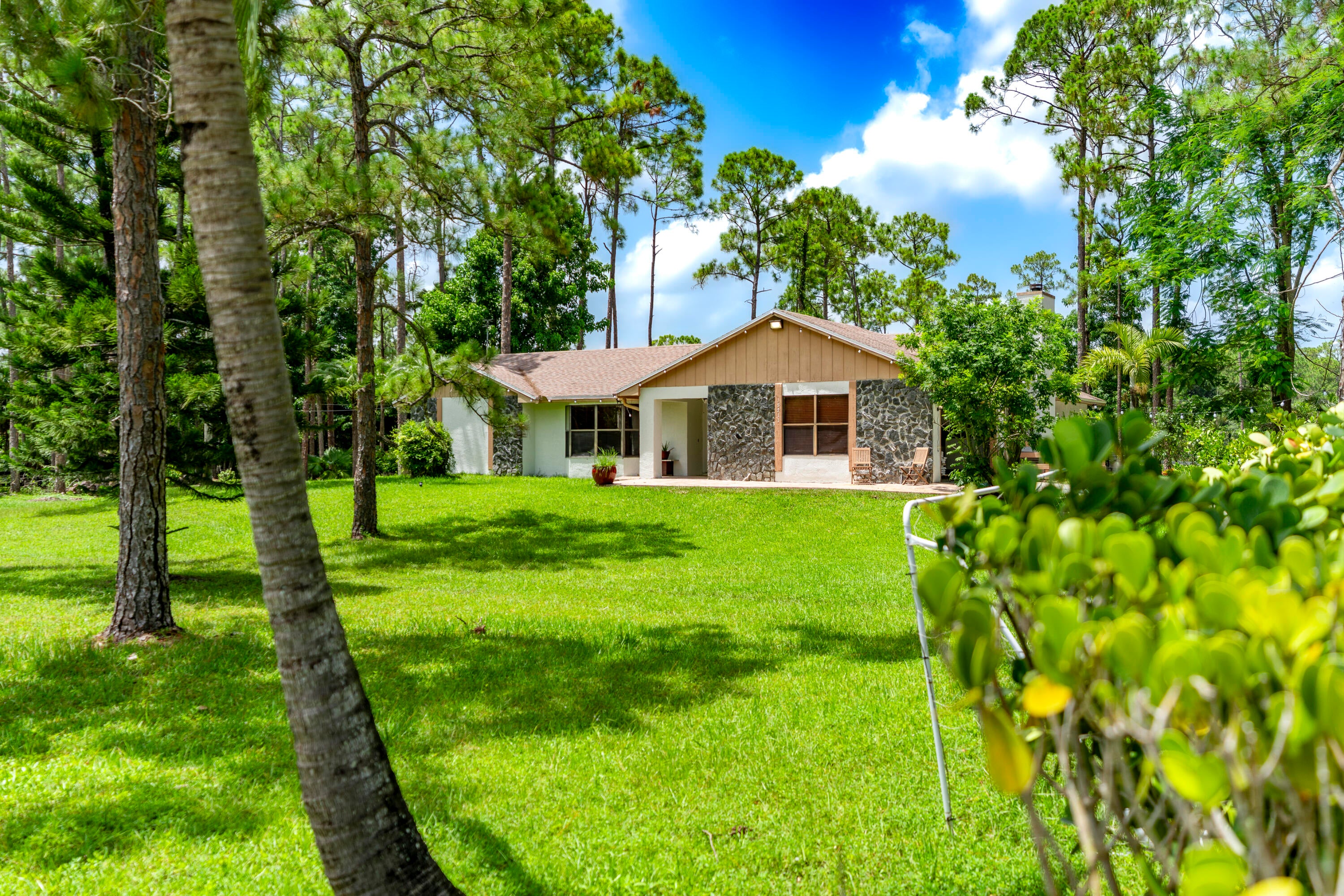 Properties 15211 60th Place N