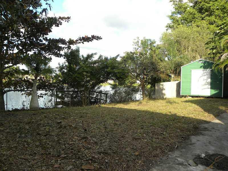 PALM AIRE VILLAGE - Residential