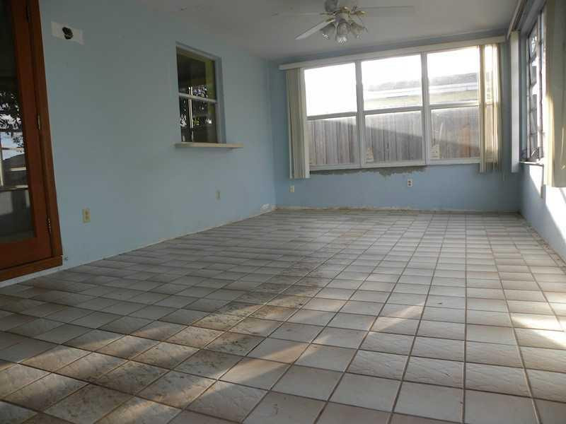 PALM AIRE VILLAGE - Residential