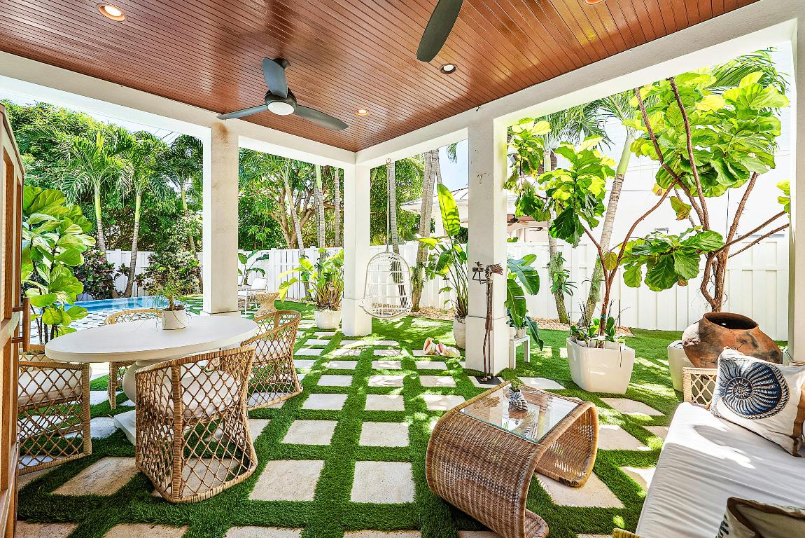 BOCA RATON RIVIERA UNIT D - Residential