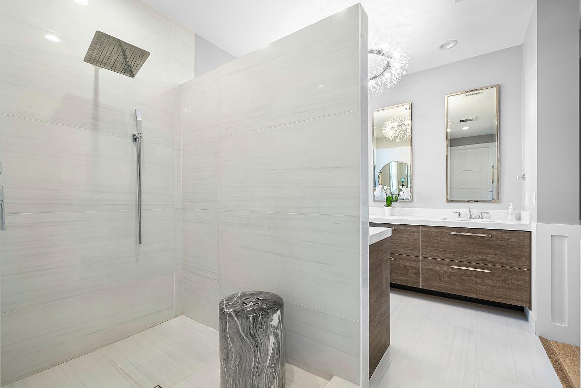 BOCA RATON RIVIERA UNIT D - Residential