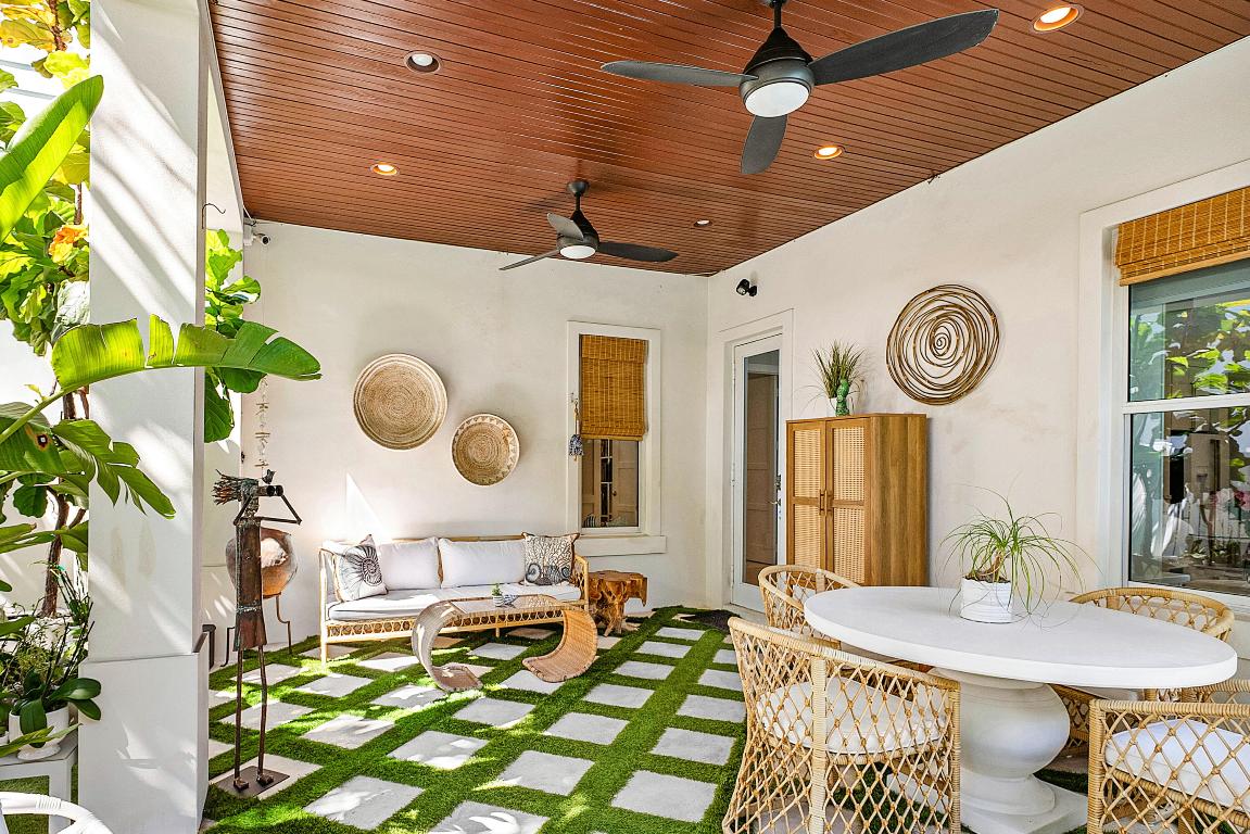 BOCA RATON RIVIERA UNIT D - Residential