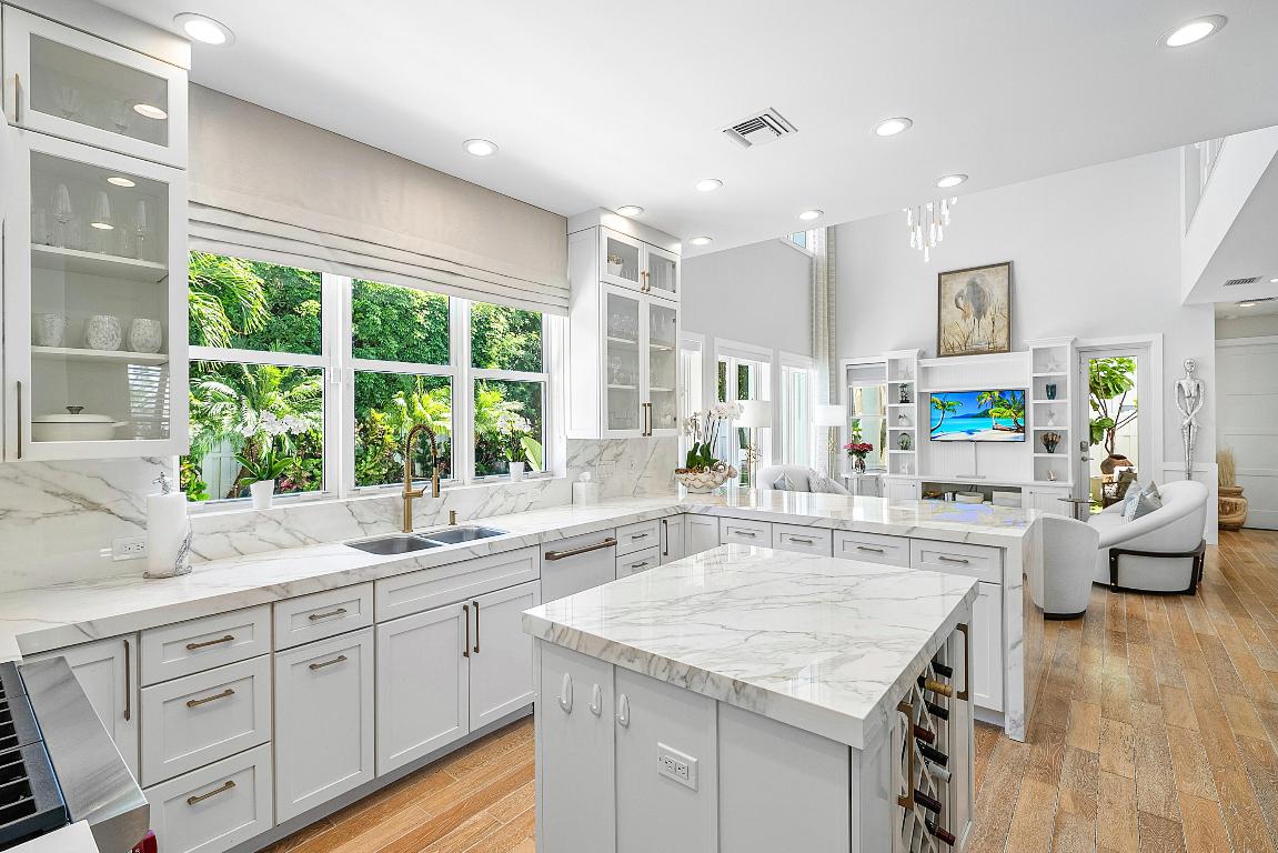 BOCA RATON RIVIERA UNIT D - Residential