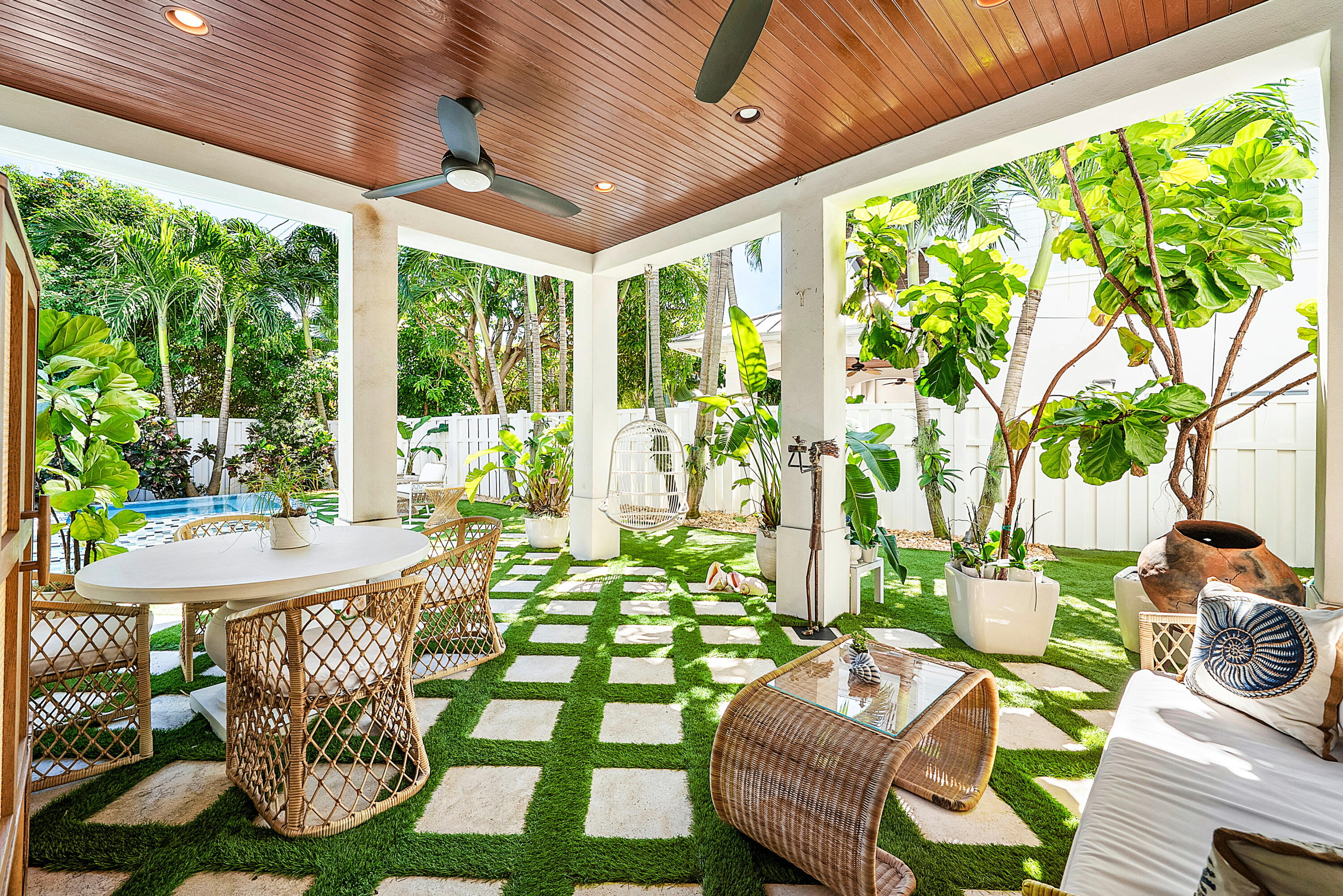 BOCA RATON RIVIERA UNIT D - Residential