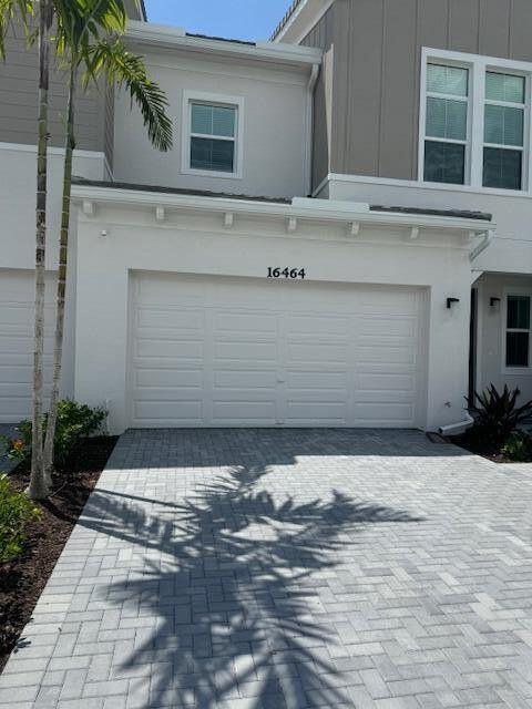 16464 Helix Court