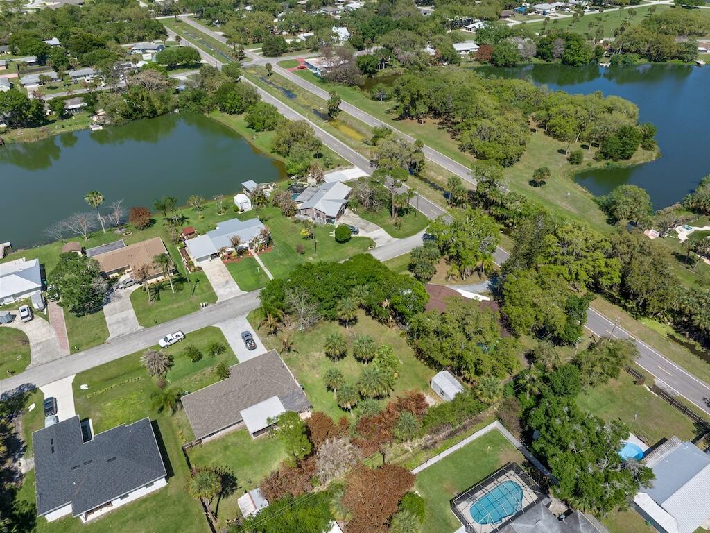 LAKEWOOD PARK - Land