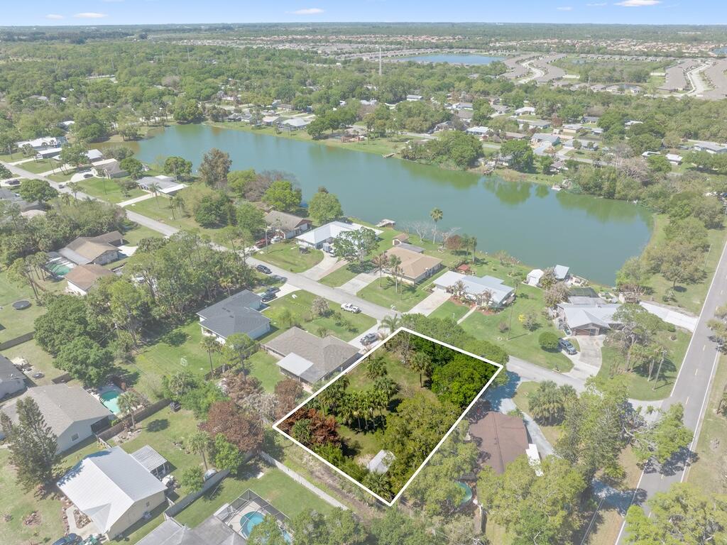 LAKEWOOD PARK - Land