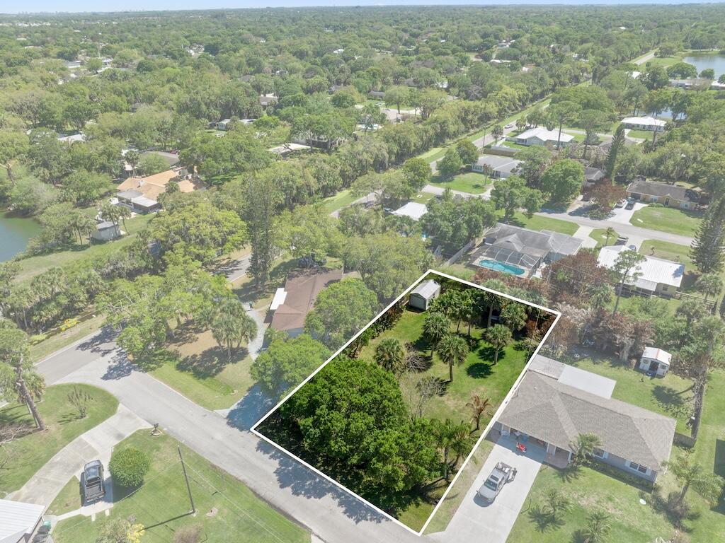 LAKEWOOD PARK - Land