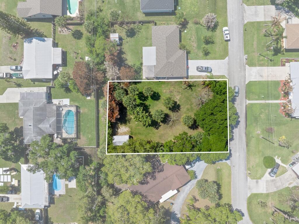 LAKEWOOD PARK - Land