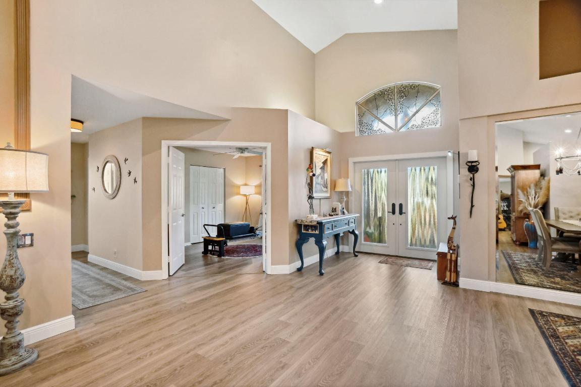 LAKERIDGE FALLS - Residential