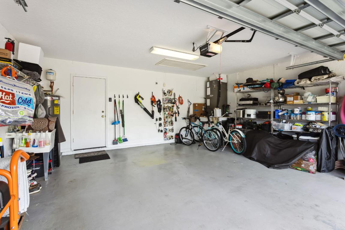 LAKERIDGE FALLS - Residential