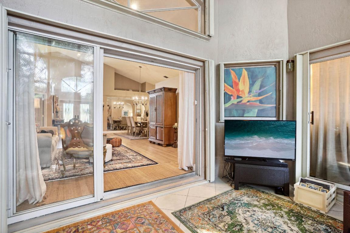 LAKERIDGE FALLS - Residential