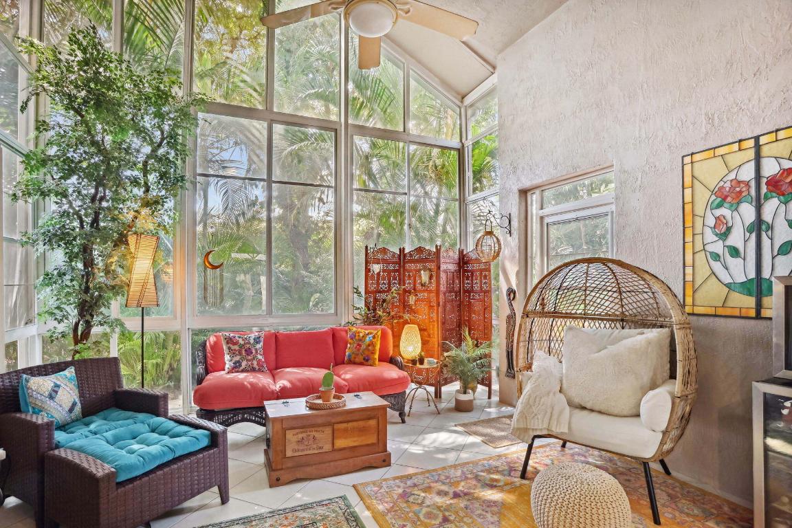 LAKERIDGE FALLS - Residential