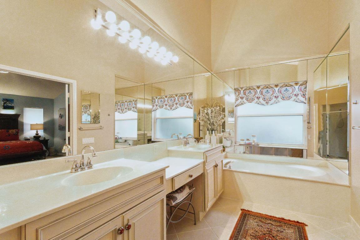 LAKERIDGE FALLS - Residential